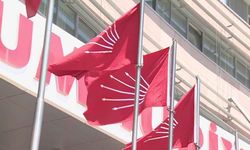 Özgür Özel'in yeni parti kararı sonrası CHP Adana'da ilk istifalar geldi