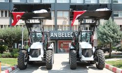 Ceyhan Belediyesi filosunu güçlendirdi! İki yeni kepçe hizmete başladı