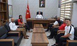 Ceyhan’ın Gururu Elif Şevval Kurt, Kaymakam Kurtyemez’i ziyaret etti