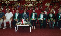 Çukurova'da genç ilahiyatçılar mezuniyet gururu yaşadı