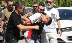 Husumetlilerine ateş açtı, yoldan geçen başka birini öldürdü