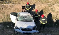 Konya-Adana yolunda faciadan dönüldü: 1'i bebek 3 yaralı