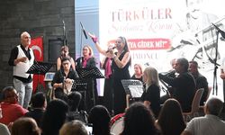 Sarıçam'da Ali Limoncu türkülerle anıldı