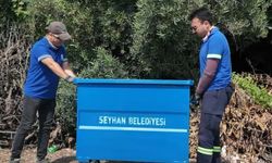 Seyhan'da eski çöp konteynerleri yenileriyle değiştirildi