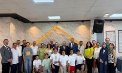 Seyhan’da LGS şampiyonları Adana Öğretmenevi’nde ağırlandı