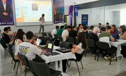 SEYTİM'de yapay zekâ eğitimi yoğun ilgi gördü
