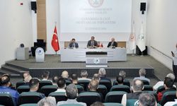 Vali Yavuz, Çukurova'nın 27 mahalle muhtarıyla bir araya geldi