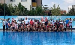 Yeşilyurt Demirspor'da ücretsiz yüzme kursu tamamlandı