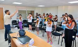 Yetenekler sanatla buluştu! Adana Büyükşehir'de ücretsiz kurs heyecanı