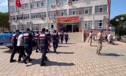 Adana dahil 8 ilde dev operasyon: 255 milyon TL’lik para trafiği