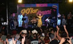 Adana'da 90'lar rüzgârı esti!