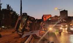 Adana'da zincirleme trafik kazası: 3 yaralı