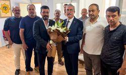 Ali Bedrettin Karataş'tan MHP İlçe Başkanlığı'na tebrik ziyareti