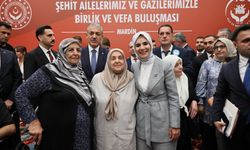 Bakan Göktaş, şehit aileleri ve gazilerle vefa buluşmasında bir araya geldi