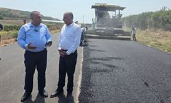 Başkan Altıok ve Güngör Geçer yol çalışmalarını sahada inceledi