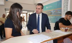 Çukurova Üniversitesinde ilk kayıt heyecanı: İlk öğrenci Ceren Kara oldu