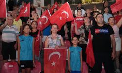Çukurova'da 30 Ağustos coşkusu: "Yüzyılın Destanı" sahnede hayat buldu