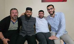 Down sendromlu Savaş’ın yüzünü güldüren sürpriz: Hayranı olduğu isimle buluştu