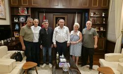 Güngör Geçer, hayvan hakları temsilcilerini ağırladı