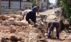 Kozan'da 11 mahallede yol seferberliği