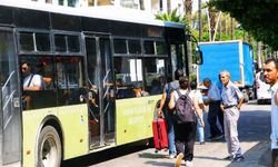 Adana’da öğrenciler için ulaşım hesabı: Abonman mı, tek biniş mi?