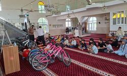 Yumurtalık’ta Kur’an-ı Kerim’e geçen öğrencilere bisiklet hediyesi