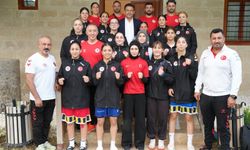 17 ve 19 Yaş Altı Boks Milli Takımı Adana’da kampa girdi