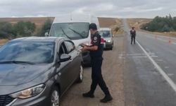 81 ilde düzensiz göç denetimi: 19 göçmen kaçakçılığı organizatörü yakalandı