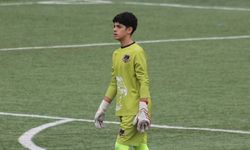 Adana Pars’ın 2012 doğumlu kalecisi İstanbul yolcusu