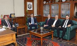 AK Parti Adana İl Başkanı Özkan’dan Çukurova Üniversitesi’ne ziyaret