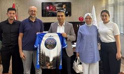 Bisiklet sporcularından Kaymakam Cengiz’e ziyaret
