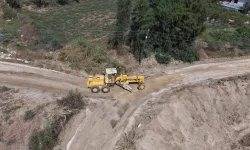 Ceyhan Belediyesinden yol atılımı: Kaplama çalışmaları hız kesmiyor