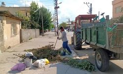 Ceyhan’da cadde ve sokaklar temizleniyor