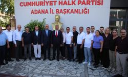 CHP Adana il binasında esnaf buluşması: "Kent ekonomisine güç veriyorlar"