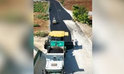 Gürselpaşa’da yollar sıcak asfaltla yenileniyor