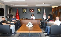Halil Nacar, konuklarını İl Sağlık Müdürlüğü’nde ağırladı