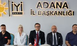 İYİ Parti Adana İl Teşkilatı’nda bayrak mitingi öncesi buluşma