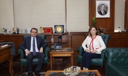 MHP Adana Milletvekili Ayşe Sibel Ersoy Çukurova Üniversitesi'ni ziyaret etti