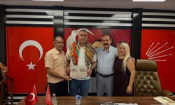 Orhan Bayram'dan İl Binasında anlamlı buluşma: Kültür ve Sanat konuşuldu
