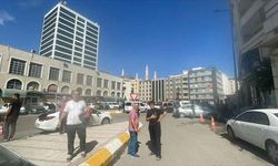 Şanlıurfa’daki 5,4 büyüklüğündeki deprem anı kameraya yansıdı