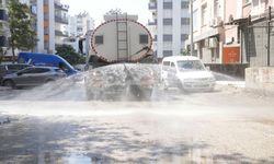 Seyhan'da Yeşilyurt Mahallesi'nde kapsamlı temizlik mesaisi