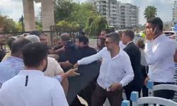 Yüreğir Belediyesi’nde gerginlik: Orhan Bayram içeri alınmayınca arbede yaşandı