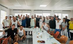 Adana 01 FK'da çifte doğum günü kutlaması