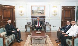 Adana Valiliği’nde iş, sanat ve siyaset buluşması