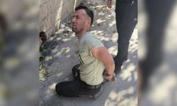 Adana’da aracın önüne atlayıp otomobili çalan şüpheli yakalandı