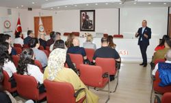 Adana’da Cumhuriyet söyleşisi: Atatürk’ün bilim anlayışı ele alındı