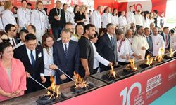 Adana'da dev mangal ateşi yakıldı! Lezzet şöleni başladı