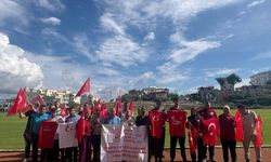 Adana'da Dünya Yürüyüş Günü'nde anlamlı etkinlik: Engelsiz adımlar sağlık için yürüdü