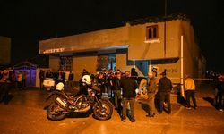 Adana'da müstakil evin kapısına el yapımı patlayıcı atıldı