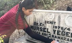 Adana’da öğrencilerden şehitlere vefa: Mezar taşlarını yenilediler
